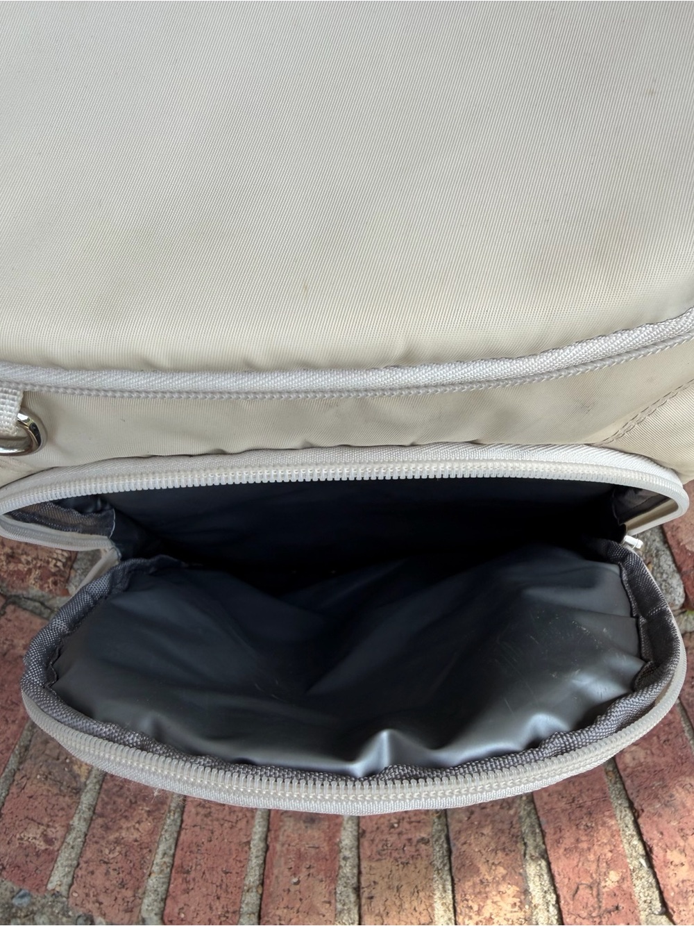 Backpack Cooler - Picture 7 of 8